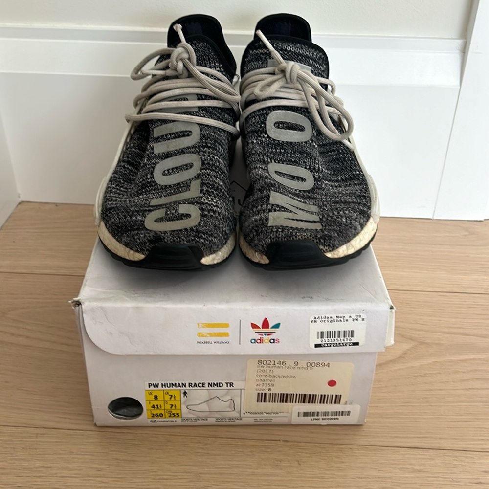 Used Adidas Pharell Oreo NMD